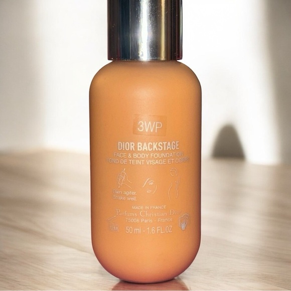 Dior Backstage Face and Body Foundation 3WP - Picture 2 of 4